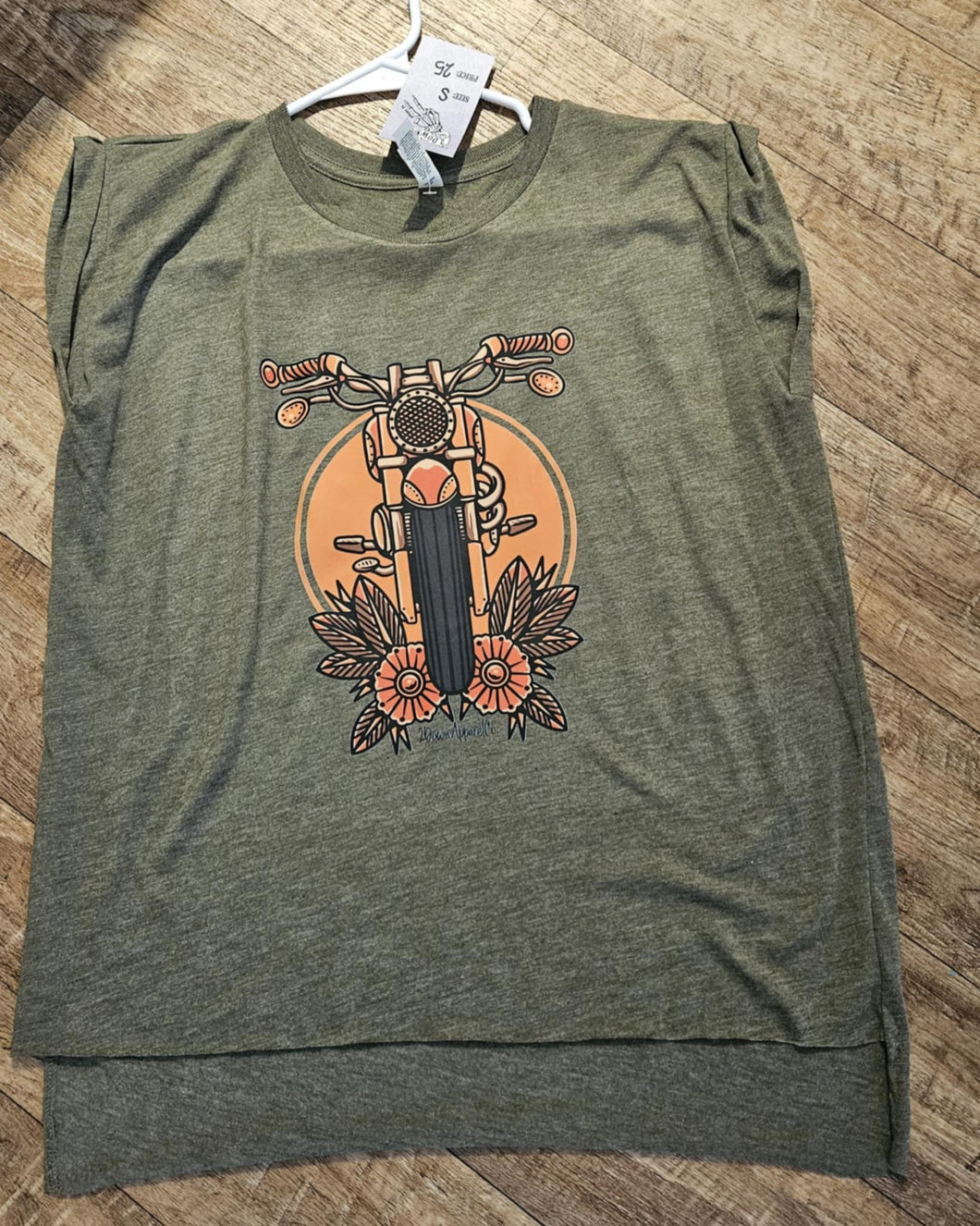 Rolled Sleeve Olive Green Retro Sunset  Sleeveless Shirt